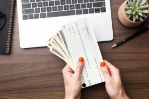 Regras de movimentação de cheques conta 043